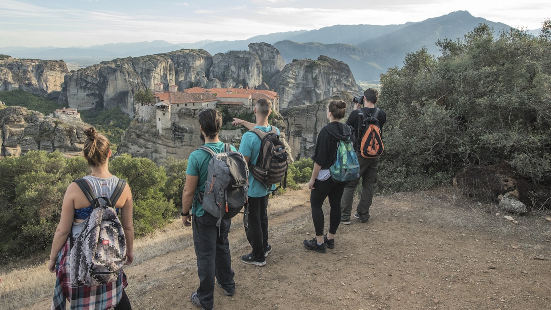 Meteora: Hiking Tour to the Monasteries