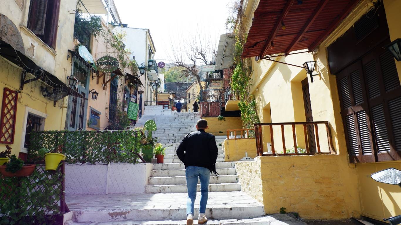 Plaka Self-Guided Quiz Tour & Shopping Rewards