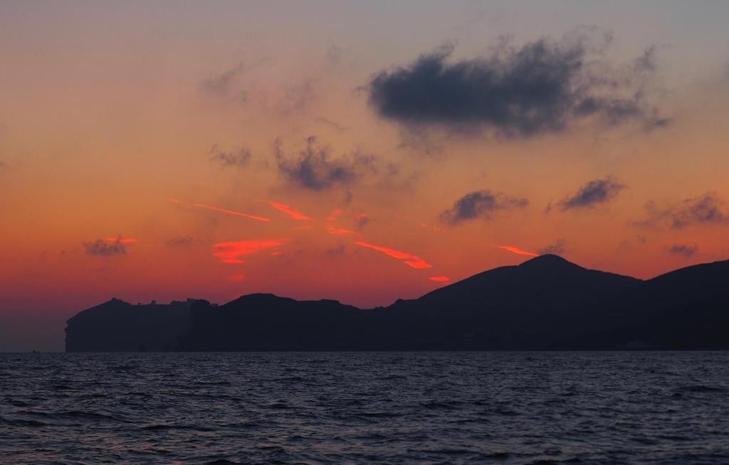 private-wine-tasting-on-a-sailing-cruise-logo