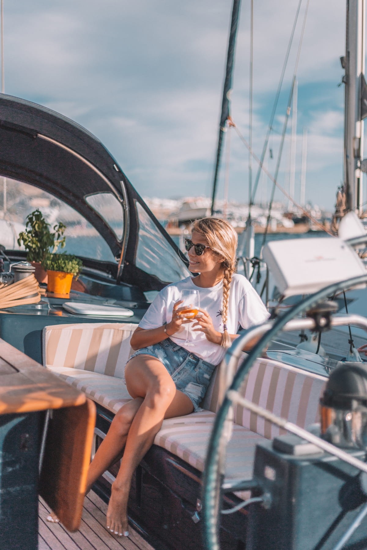 Semi-Private Sunset Sailing & Gastronomy in the Athenian Riviera