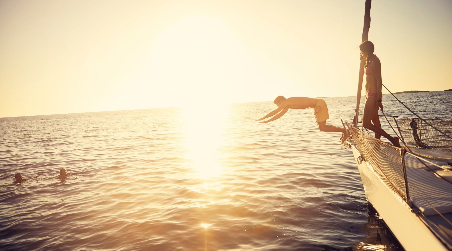 Luxury Private Sunset Cruise with Cocktails