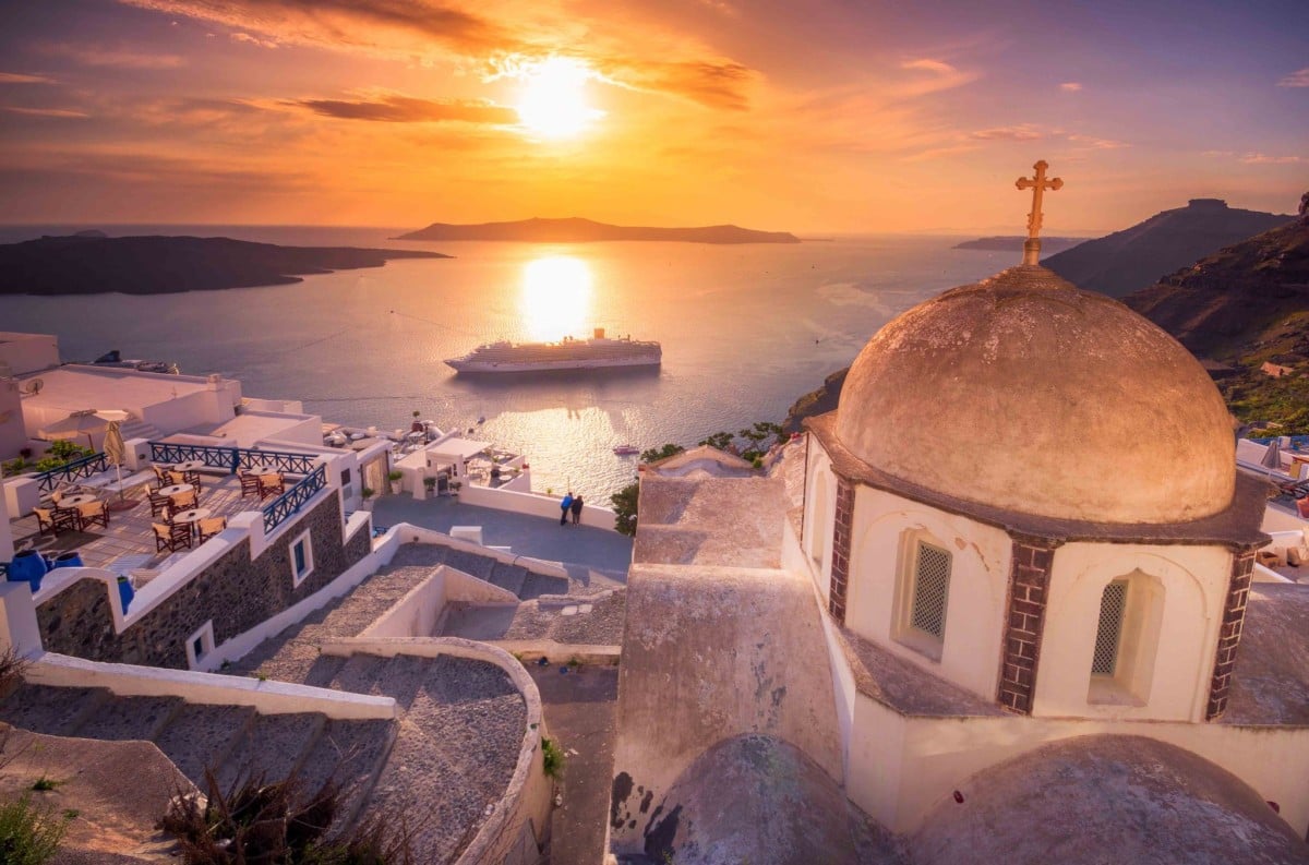 the-vip-experience-a-full-day-private-tour-tailored-for-santorini-perfection-logo