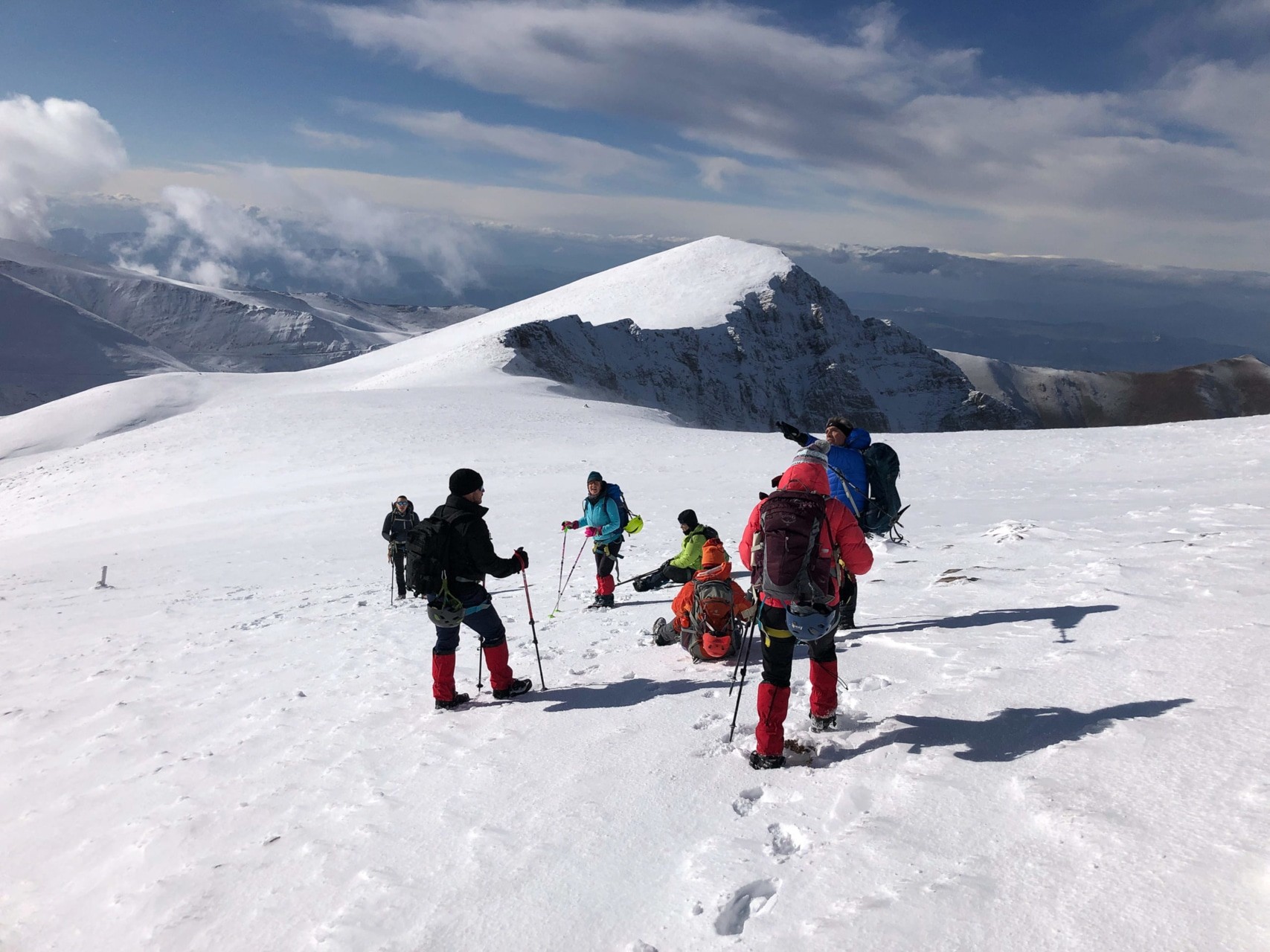 voidomatis-gorge-hike-1-2-1-3-logo