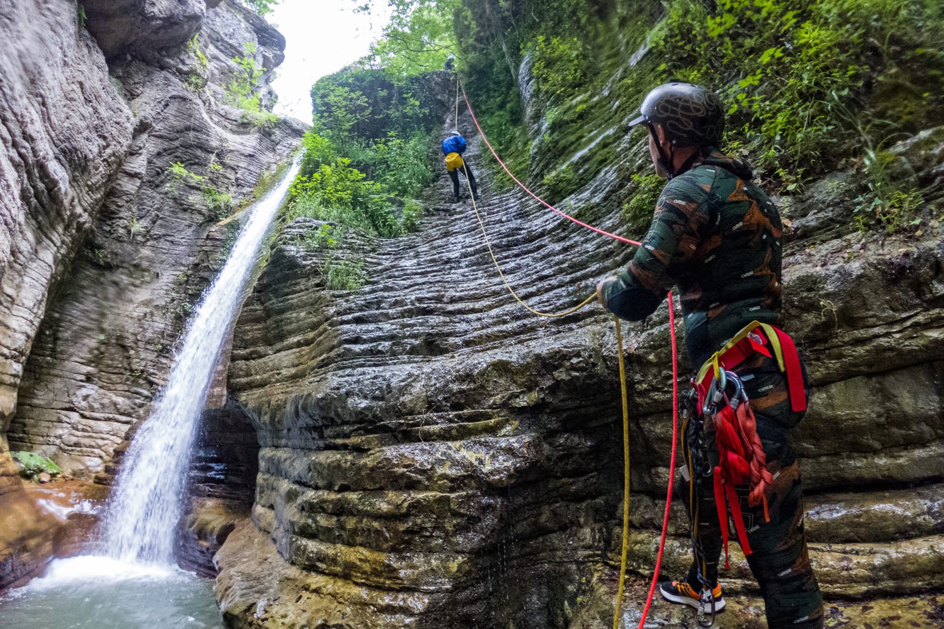 voidomatis-gorge-hike-1-logo