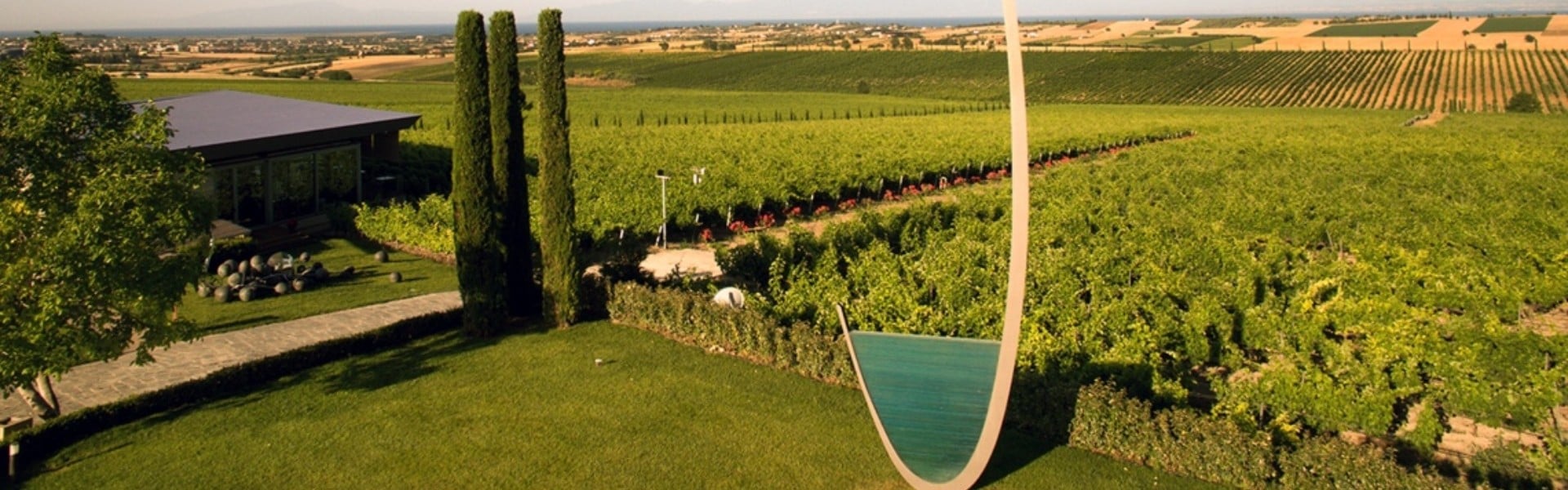 wine-touring-a-step-away-from-the-city-1-1-logo