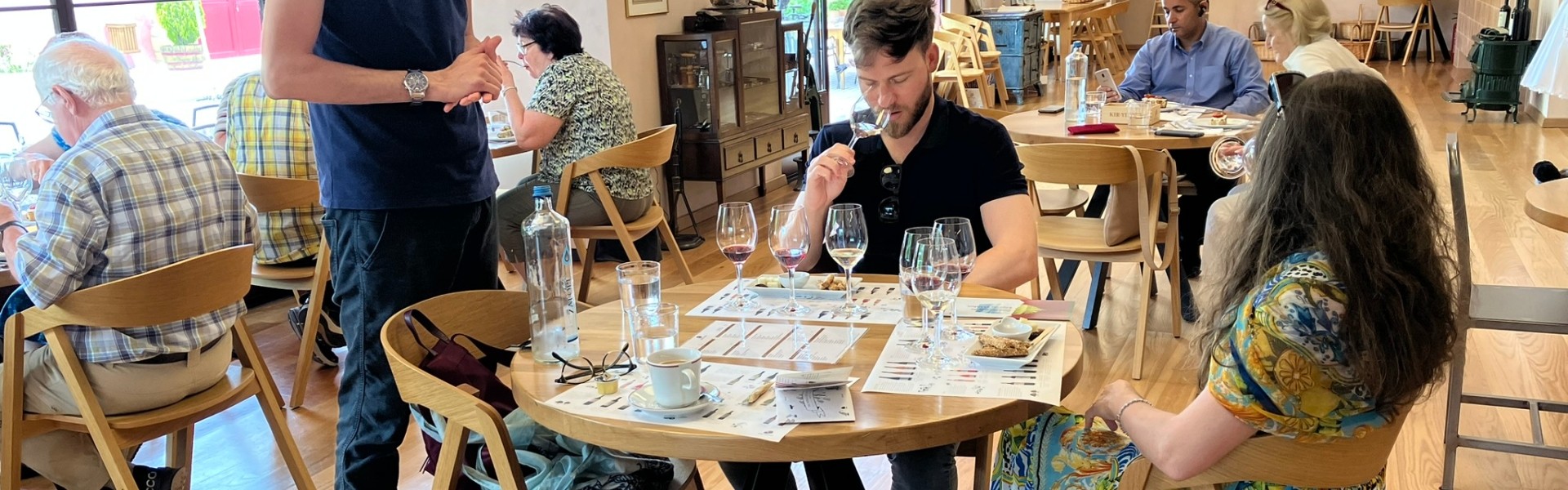 wine-tour-in-naoussa-1-1-1-1-1-1-1-1-logo