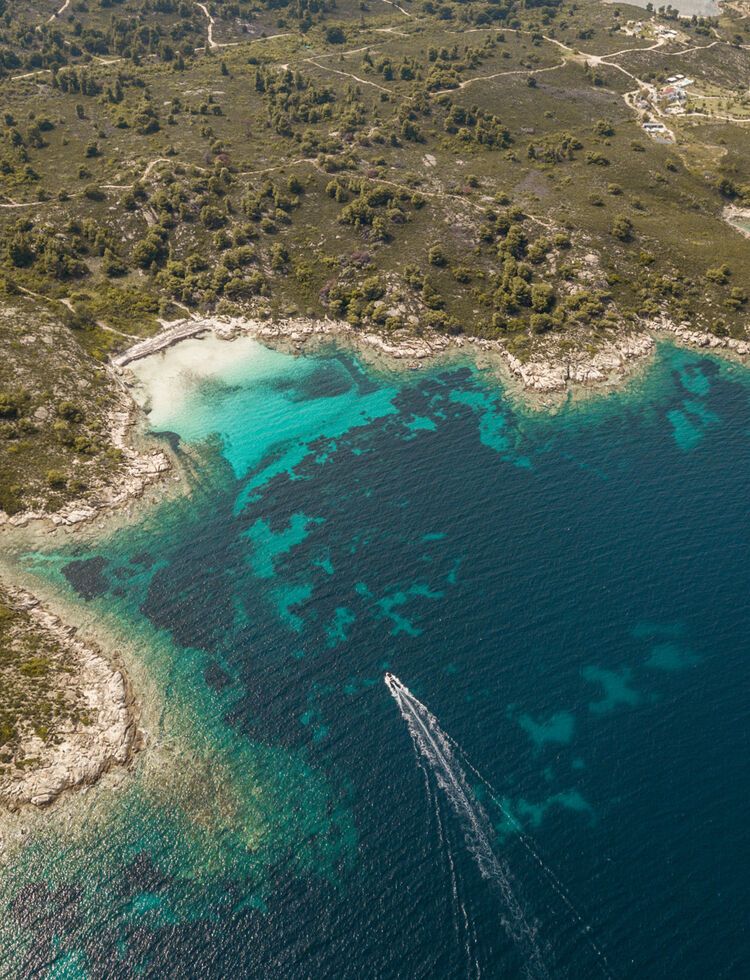 The islet of Diaporos is one of Halkidiki’s hidden gems