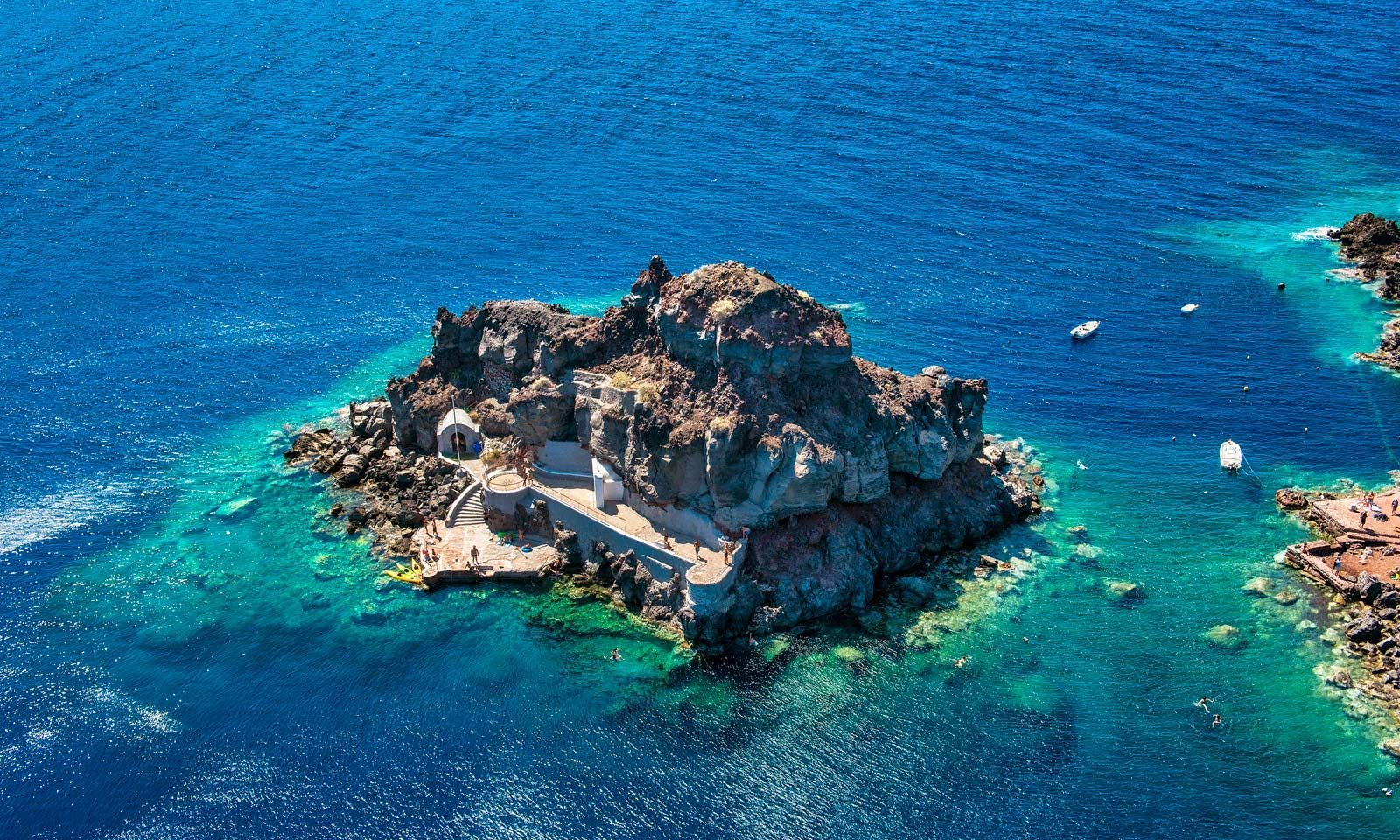 Santorini: Anniversary Catamaran Day Excursion with Food & Drinks